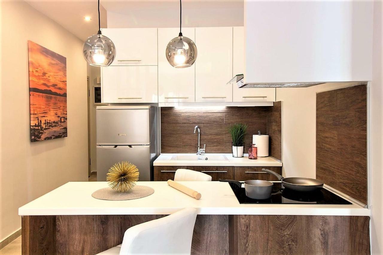 Metro Apartment Солун Екстериор снимка