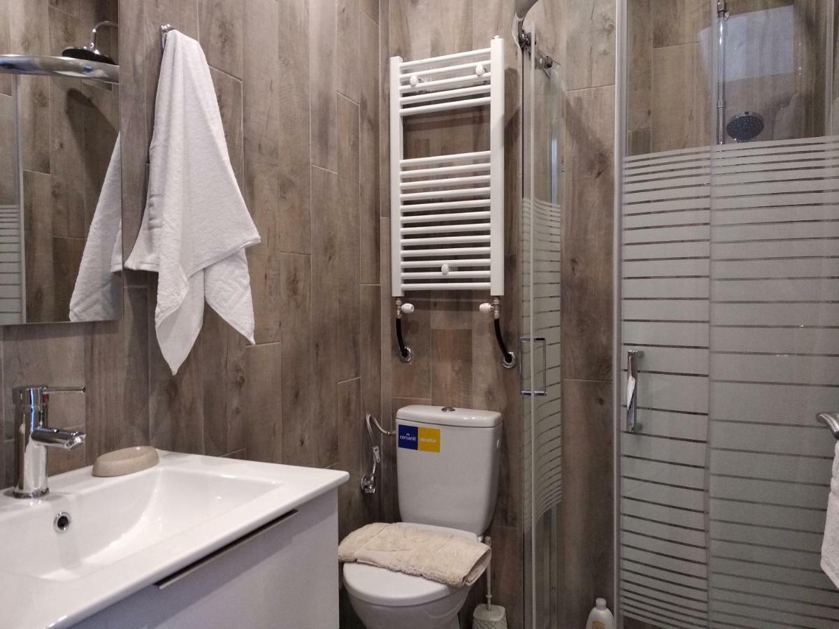 Metro Apartment Солун Екстериор снимка