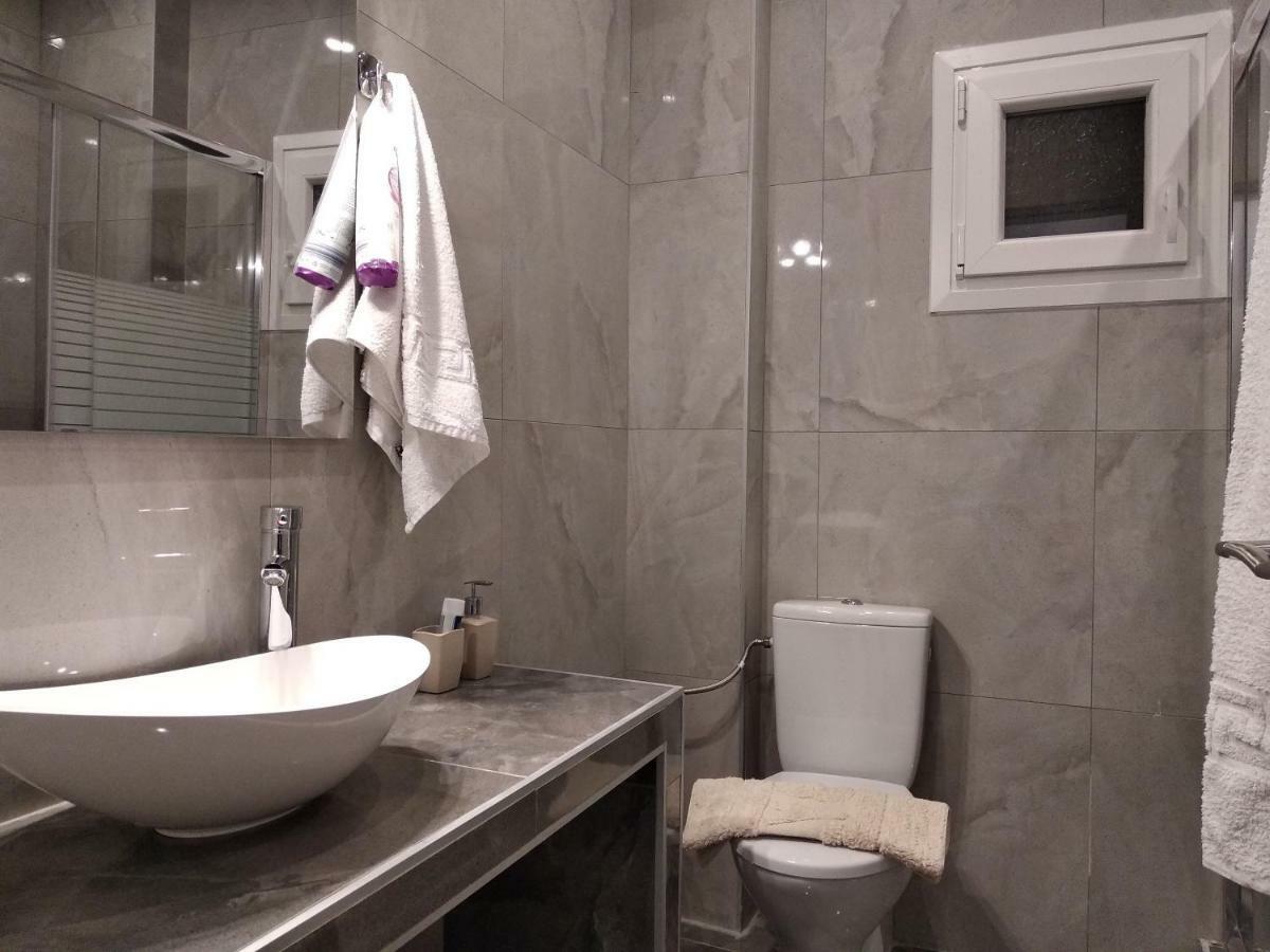 Metro Apartment Солун Екстериор снимка